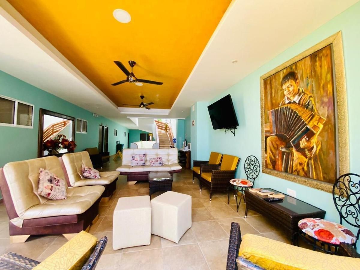 Hotel El Viajero #2 2*