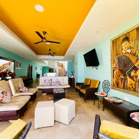 Hotel El Viajero #2 2*